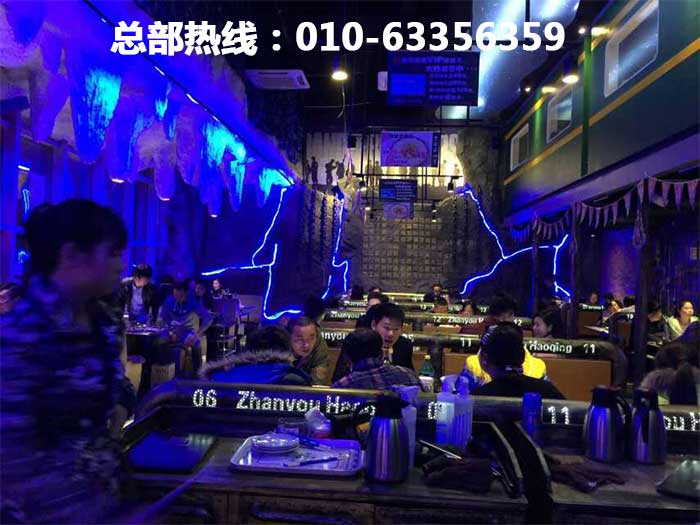 自动烧烤桌 很久以前桌椅订做 很久以前桌椅订制 很久以前烧烤桌椅 烧烤桌椅厂家