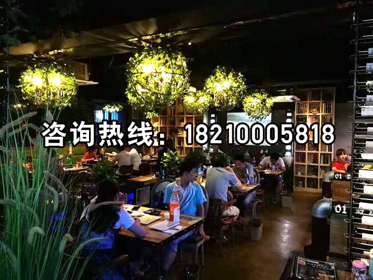 战友蚝情烤串店