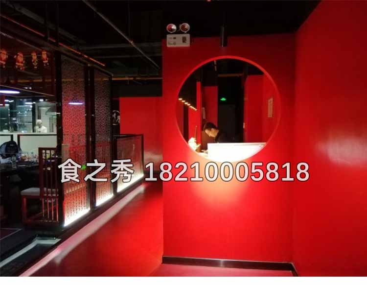 陕西西安市井烤庐,使用食之秀最新款触屏自动电烤炉,特色自助烧烤加盟,无烟烧烤加盟。