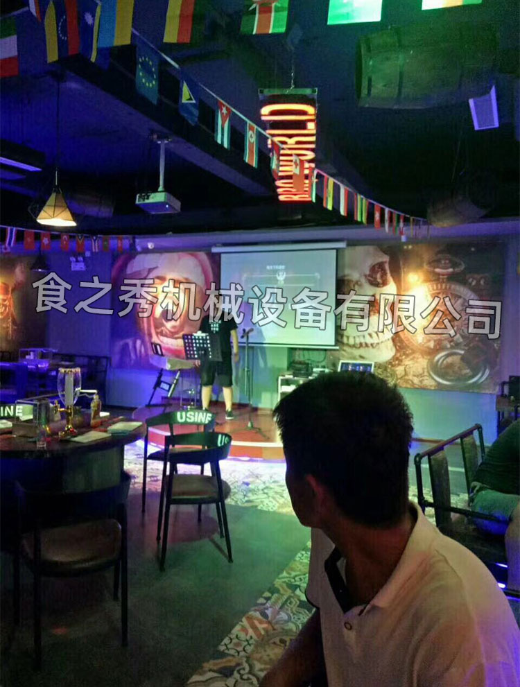 食之秀自动烧烤设备厂提供烧烤店用自动烧烤机、桌椅餐具等整店设备供应 食之秀自动烧烤设备厂提供烧烤店用自动烧烤机、桌椅餐具等整店设备供应